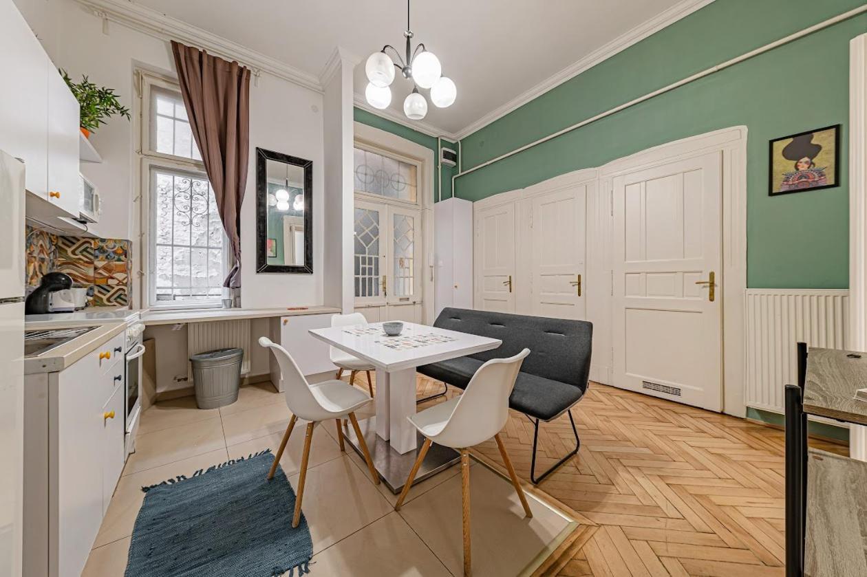 Downtown Rooms Wesselenyi Budapest Ngoại thất bức ảnh